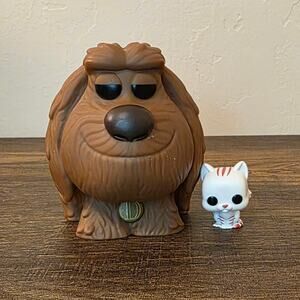 Funko Universal Studios Secret Life of Pets Duke Vinyl Figure + Mini Cat Set